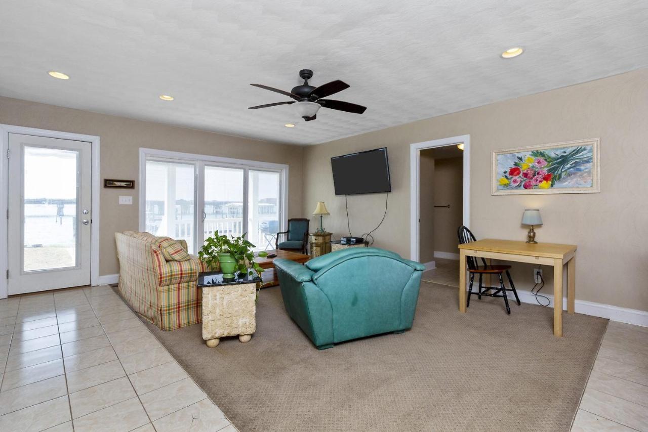 Water Front Delight On The Bay Home Norfolk Extérieur photo